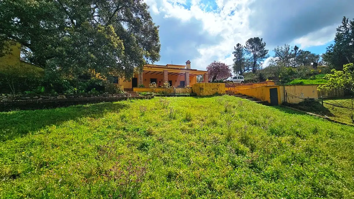 Jardín de Finca rústica en venta en Cortegana con Jardín privado, Terraza y Piscina