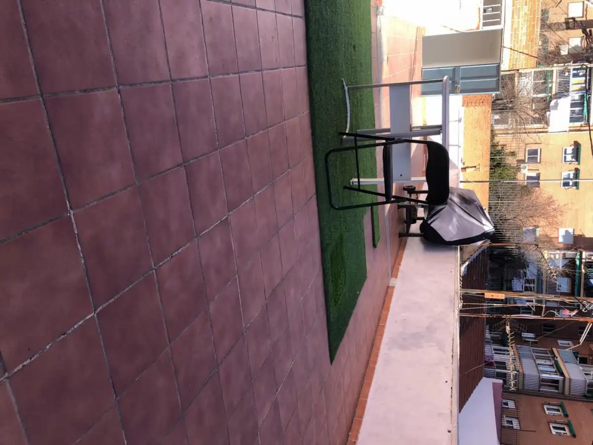 Apartament de lloguer a Valdeacederas