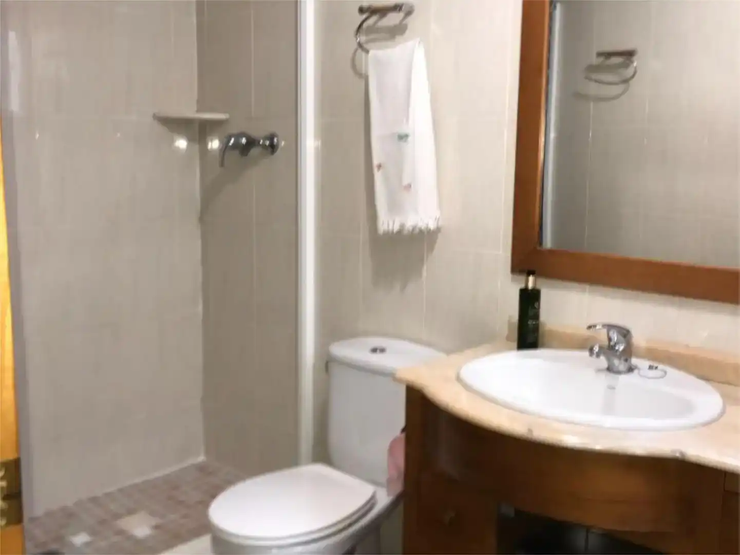 Bathroom of Flat for rent in Ontinyent  with Furnished and Balcony