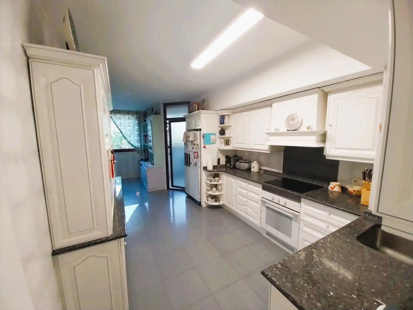 Piso con piscina en venta en Avenida de los Madroños, imagen 12