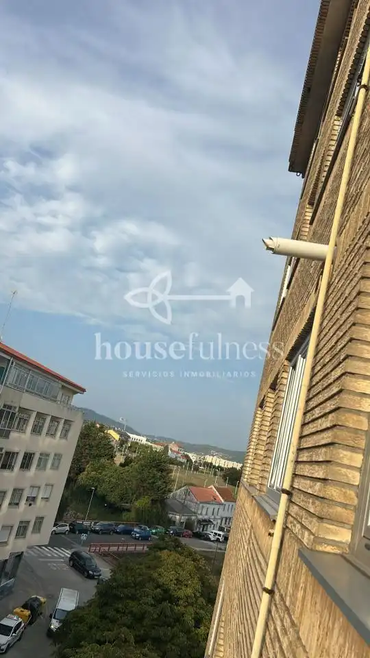 Außenansicht von Wohnung zum Verkauf in Ferrol mit Heizung, Abstellraum und Möbliert