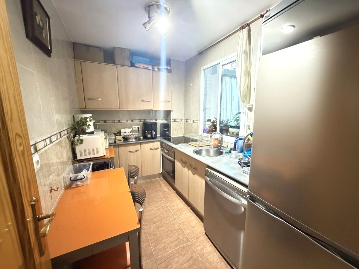 Kitchen of Flat for sale in Alcalá de Henares