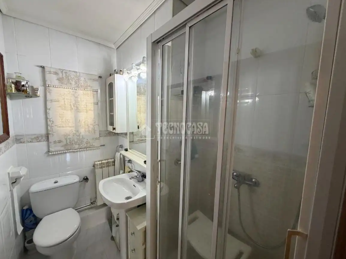 Baño de Piso en venta en Alcalá de Henares
