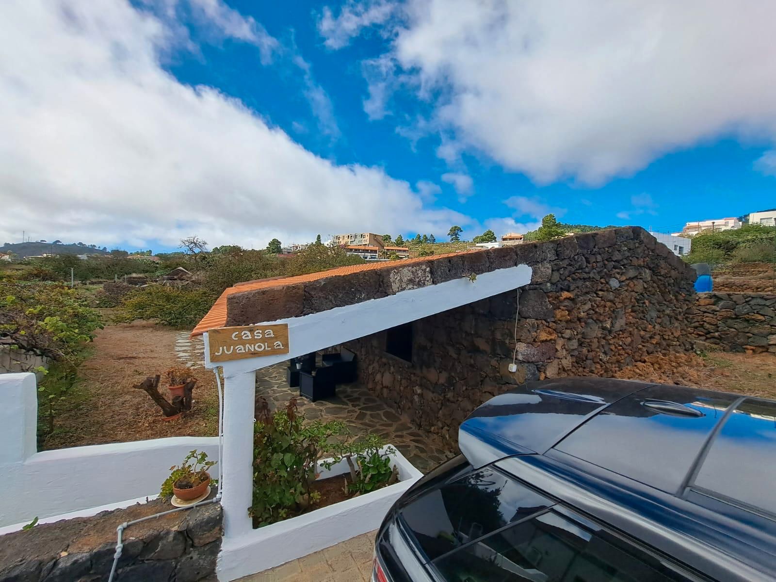 Vista exterior de Casa o chalet de alquiler en El Pinar de El Hierro con Jardín privado y Amueblado