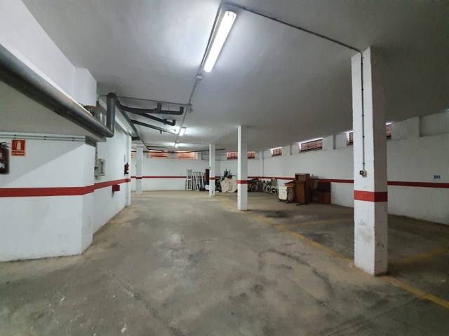 Garaje en Venta en Calle Cedros en San Agustín