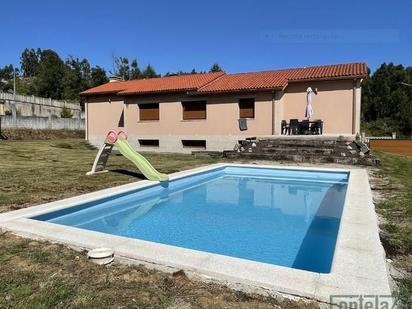 Piscina de Casa o xalet en venda en Coirós amb Calefacció, Jardí privat i Terrassa