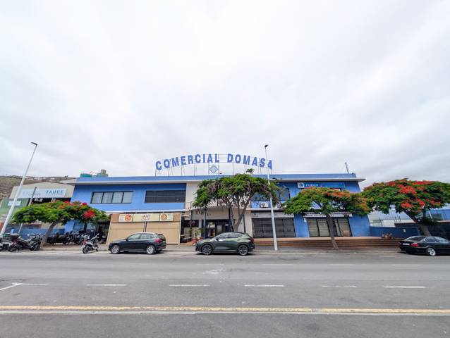 Local comercial en Venta en  Avenida Barranco de las torres 26, 26 en Casco Urbano