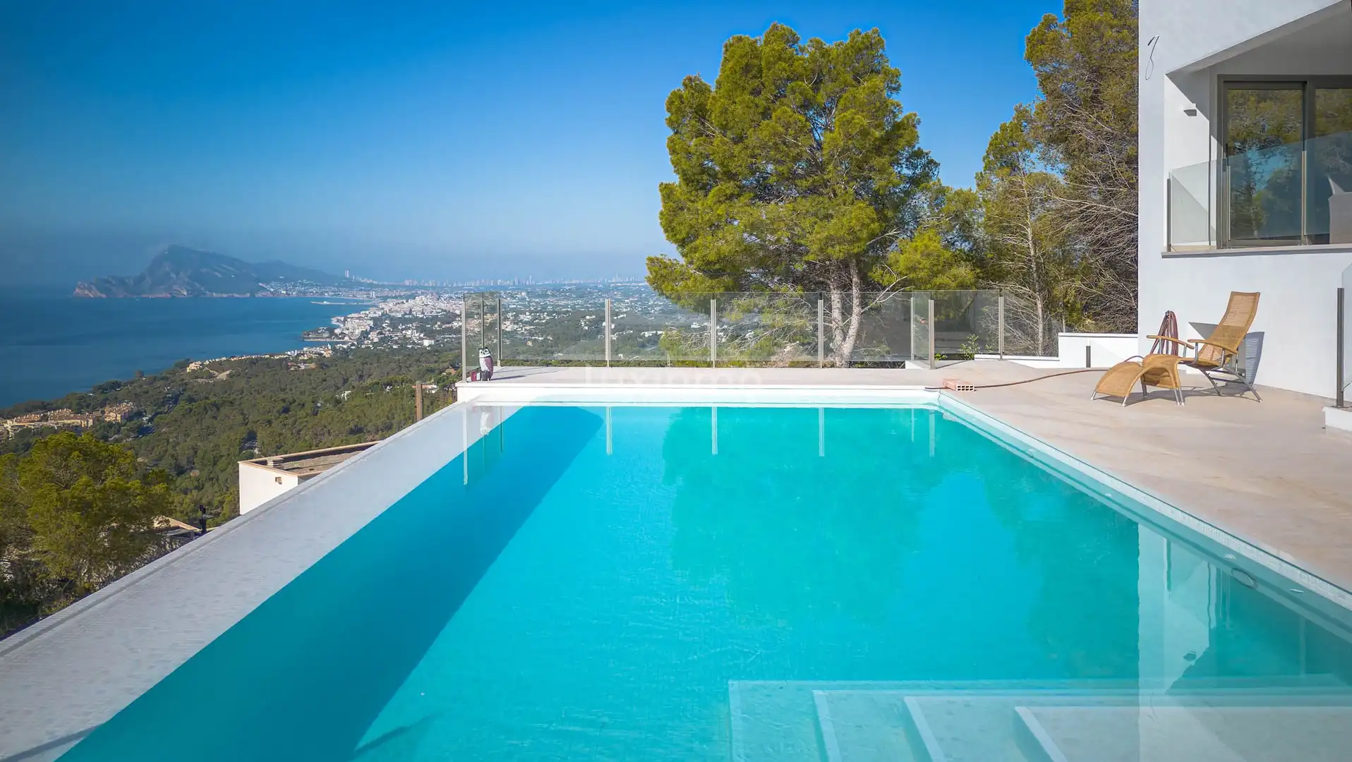 Chalet con terraza en venta en Altea Hills