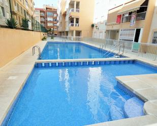 Piscina de Apartament en venda en Torrevieja amb Aire condicionat, Terrassa i Balcó