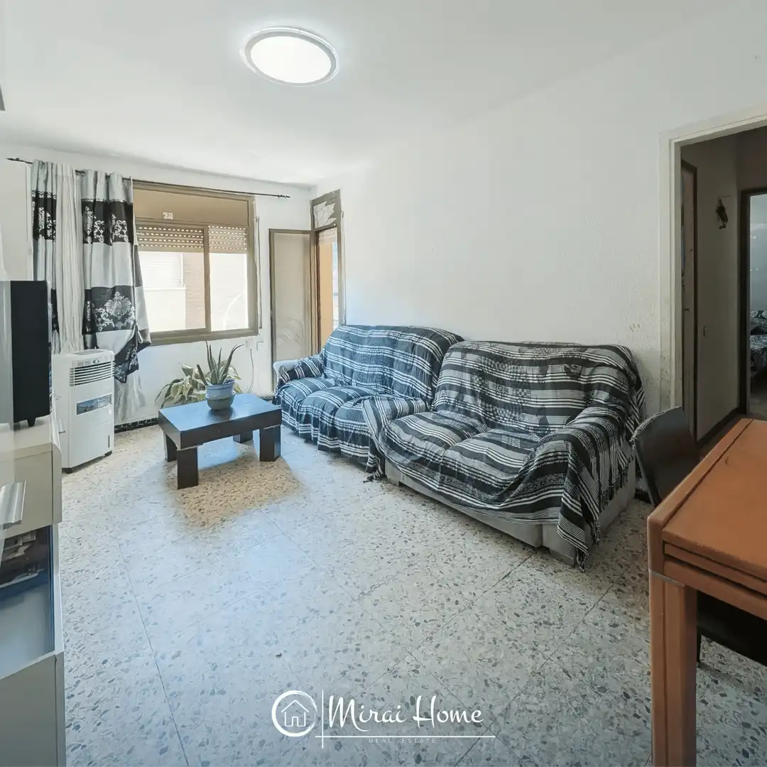 Sala de estar de Piso en venta en Canovelles