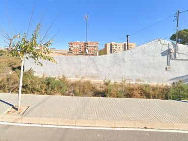 Terreny residencial en venda a Carrer Rojales 99A