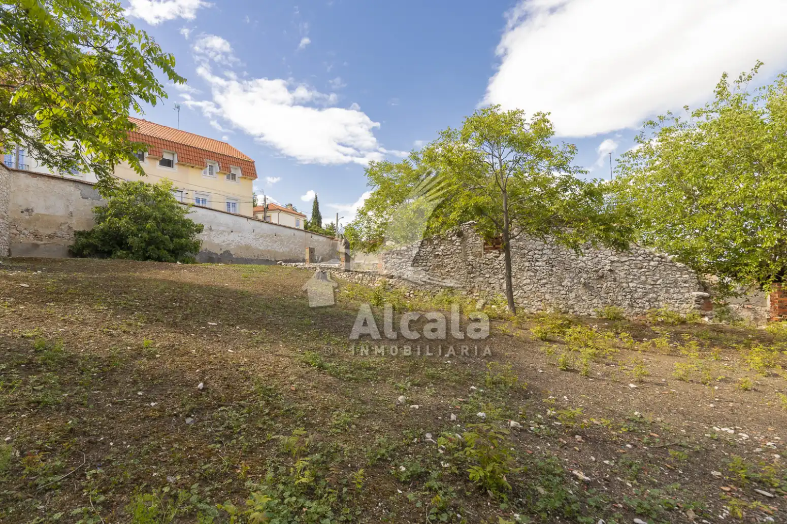 Residential for sale in Santorcaz