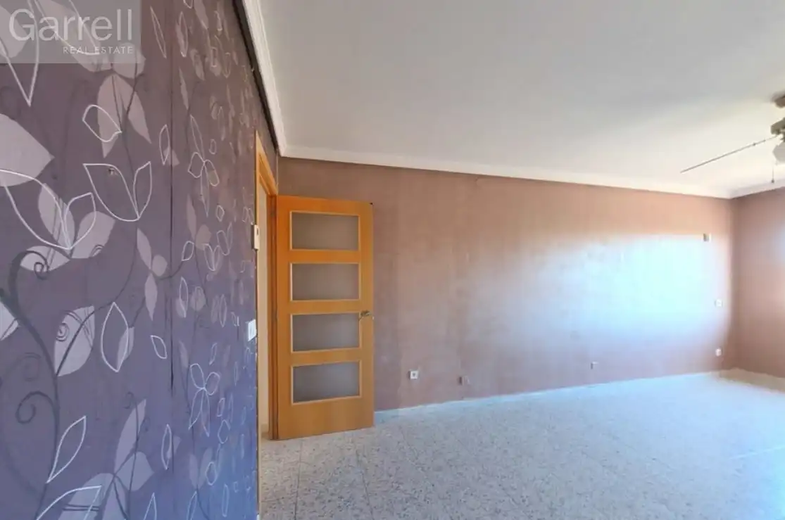 Wohnung zum Verkauf in Tarragona mit Balkon
