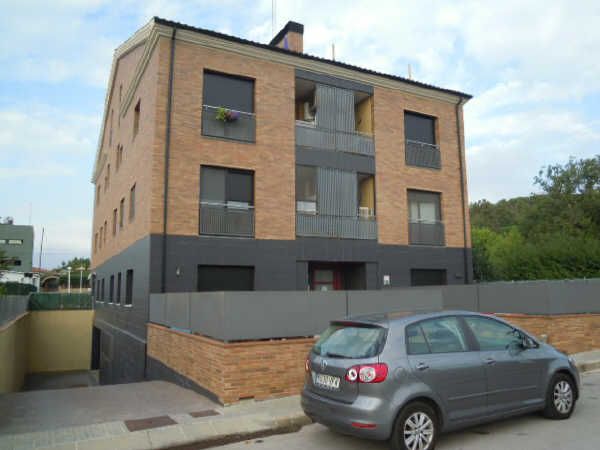 Vista exterior de Garatge en venda en Riells i Viabrea