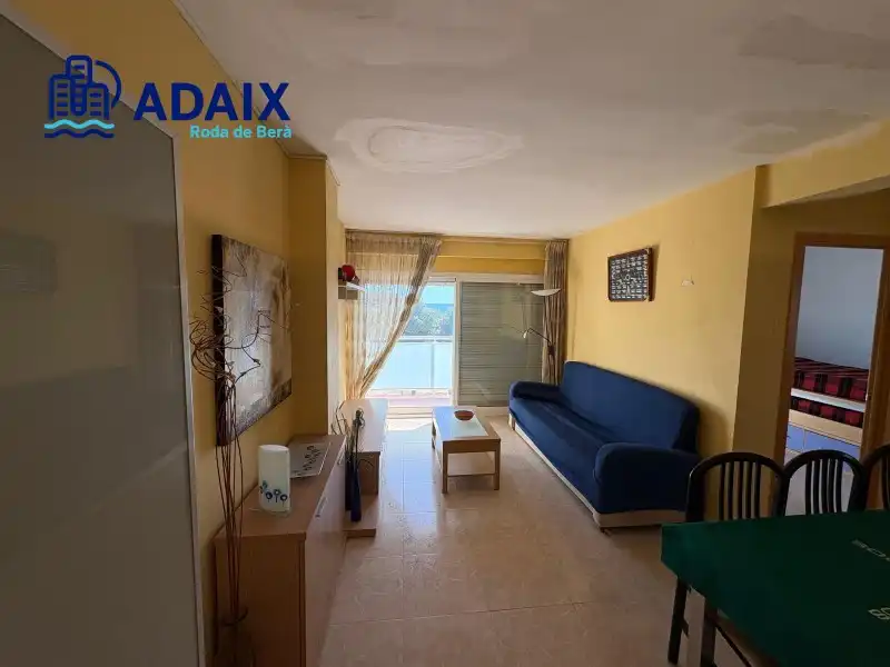 Exterior view of Flat for sale in Roda de Berà  with Oven and Balcony