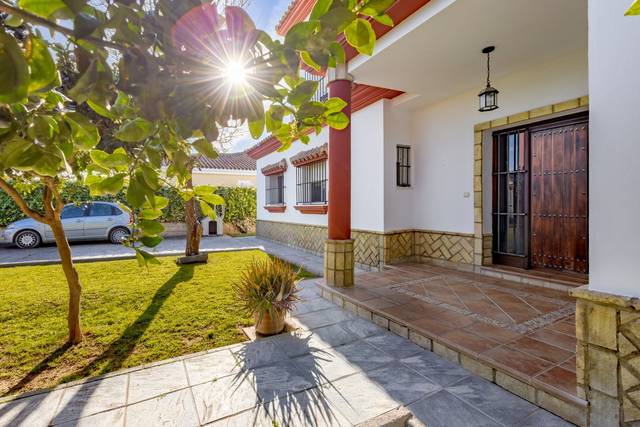 Casa-chalet en Venta en HIGUERAS, 22 en Cuatro Pinos - El Carmen