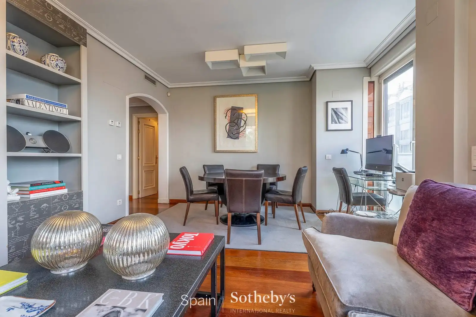 Menjador de Apartament en venda en Madrid amb Aire condicionat, Calefacció i Traster