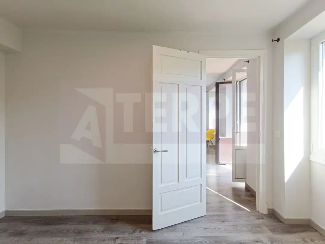 Piso en venta en Errenteria con Balcón