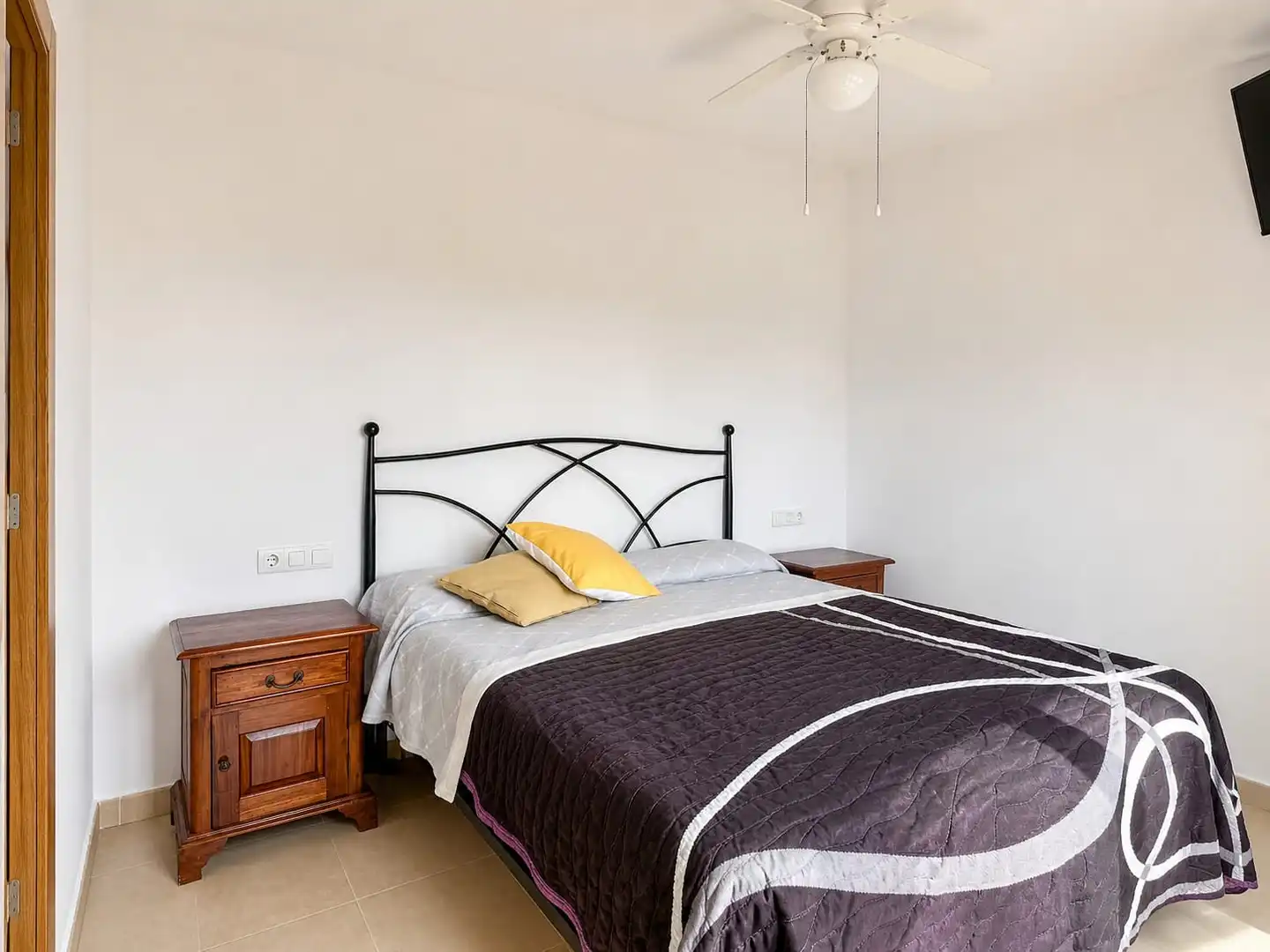 Habitación de Casa adosada en venta en Mont-roig del Camp con Aire acondicionado, Jardín privado y Terraza