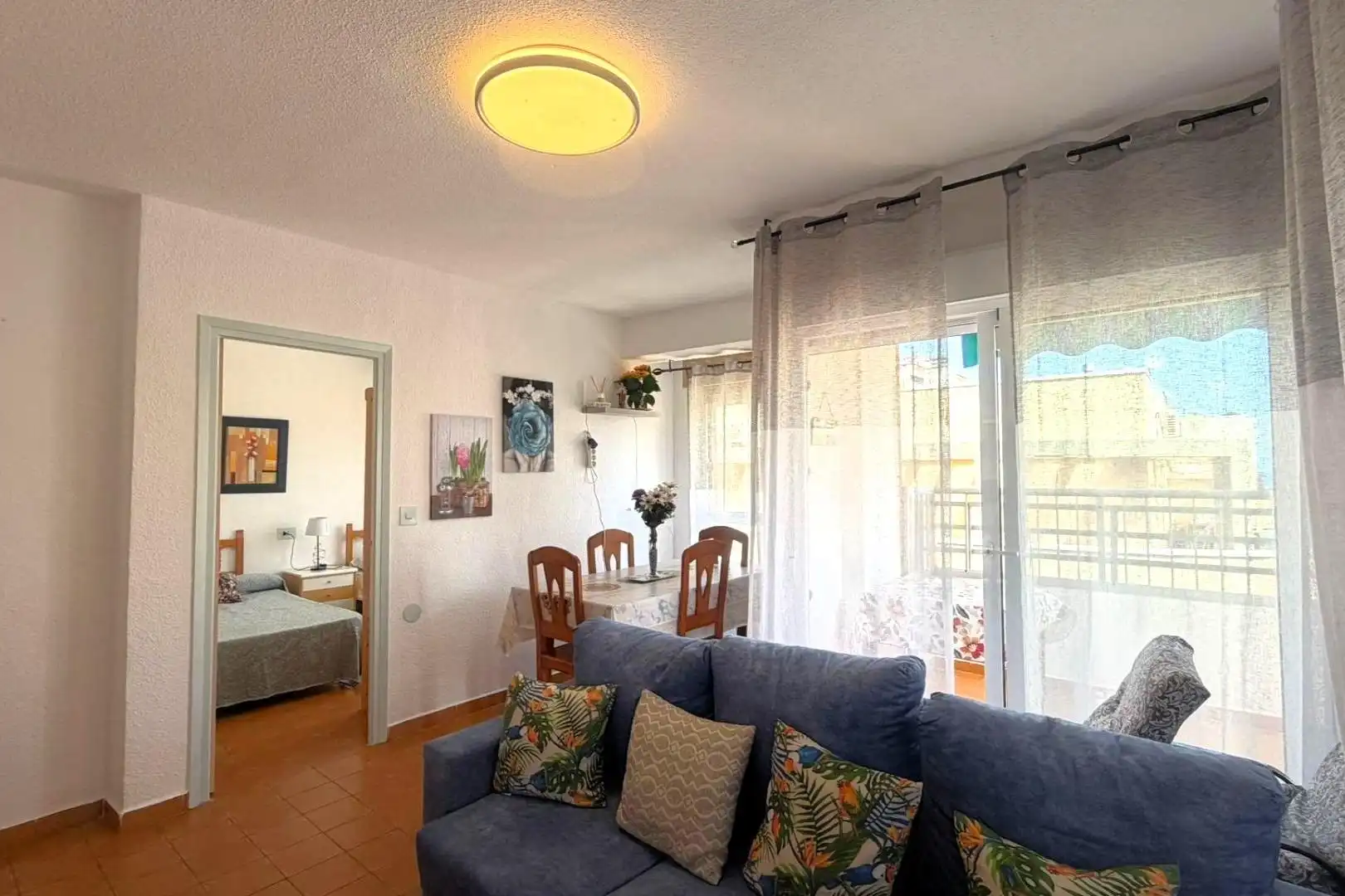 Sala de estar de Ático en venta en Torrevieja con Aire acondicionado, Calefacción y Amueblado