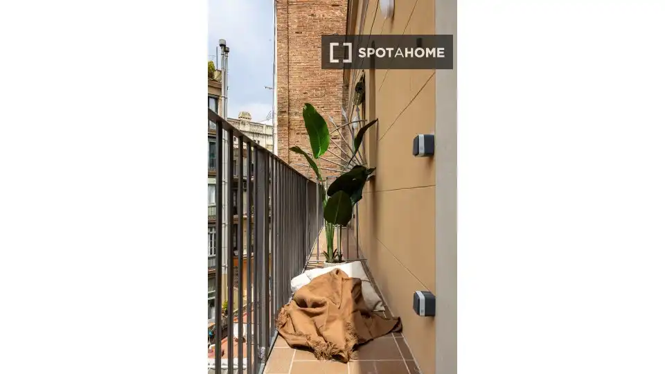 Flat with terrace to rent in Ciutat Vella, imagen 12