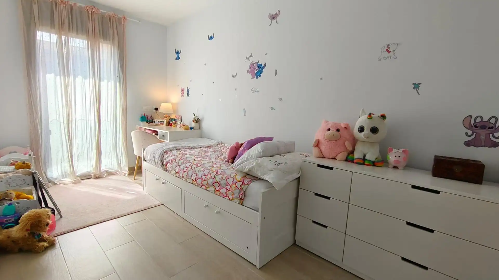 Habitación de Casa adosada en venta en Quart con Calefacción, Jardín privado y Terraza