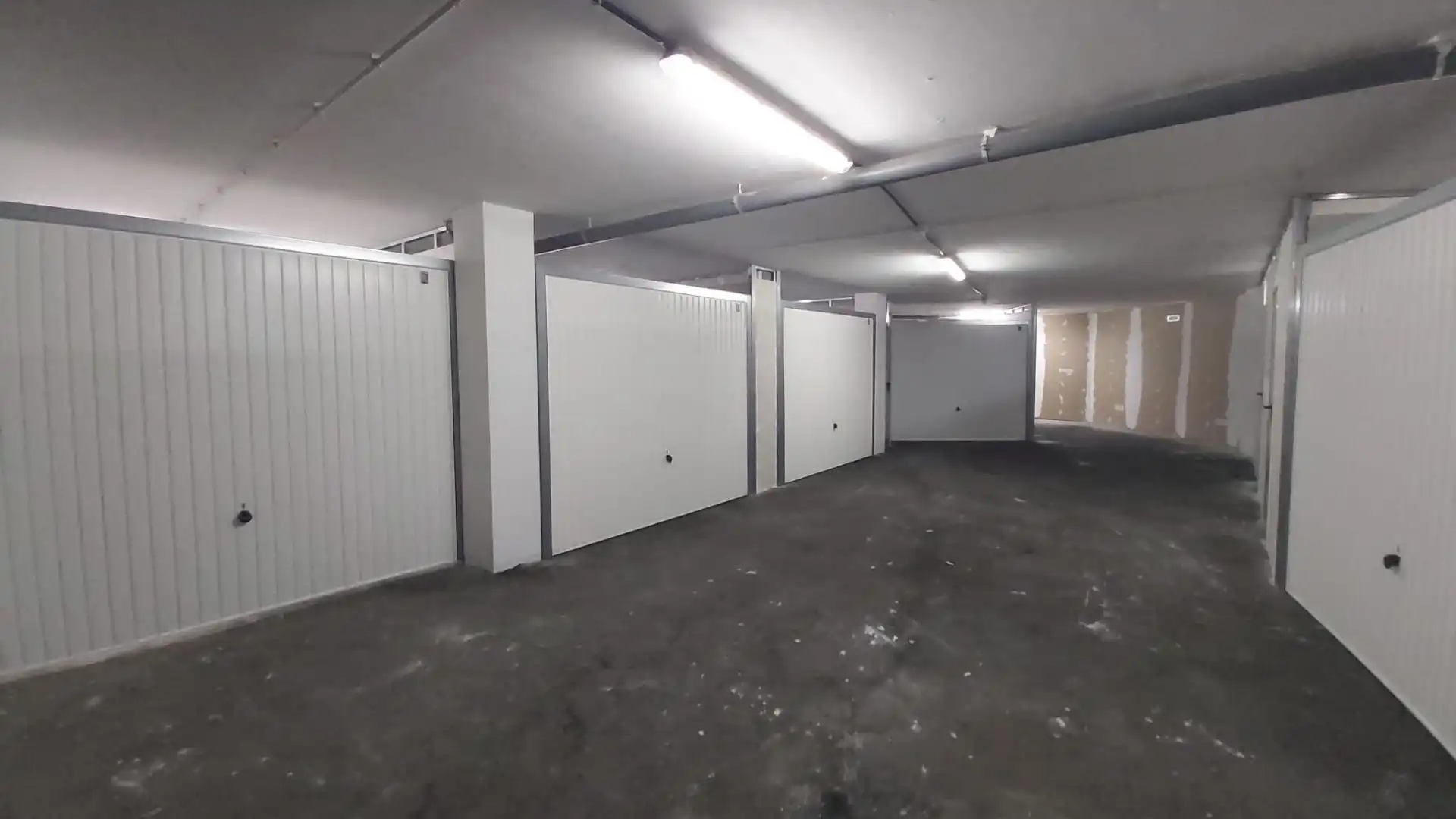 Einzelparkplatz zum Verkauf in Zona Botánico