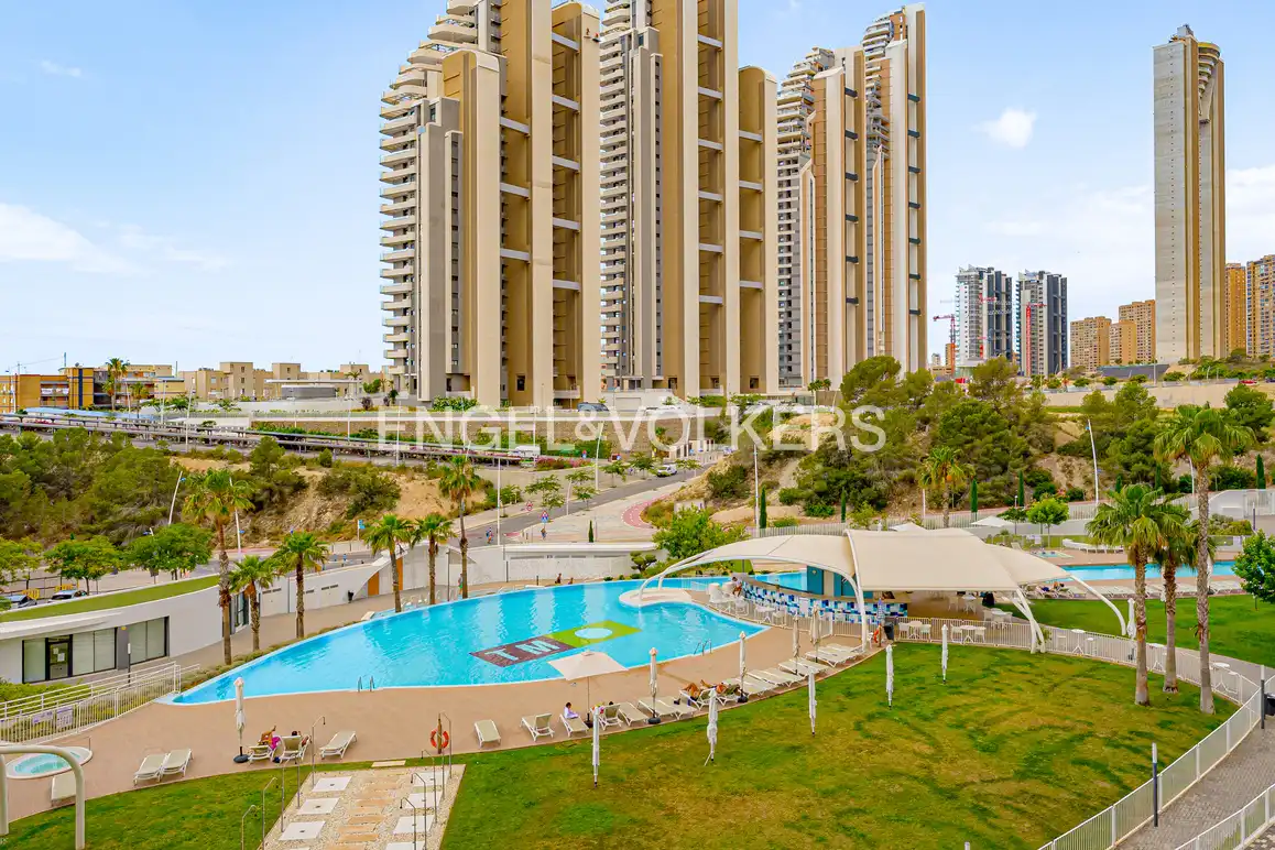Appartement compact avec piscine à vendre à Avenida República Argentina, imagen 3