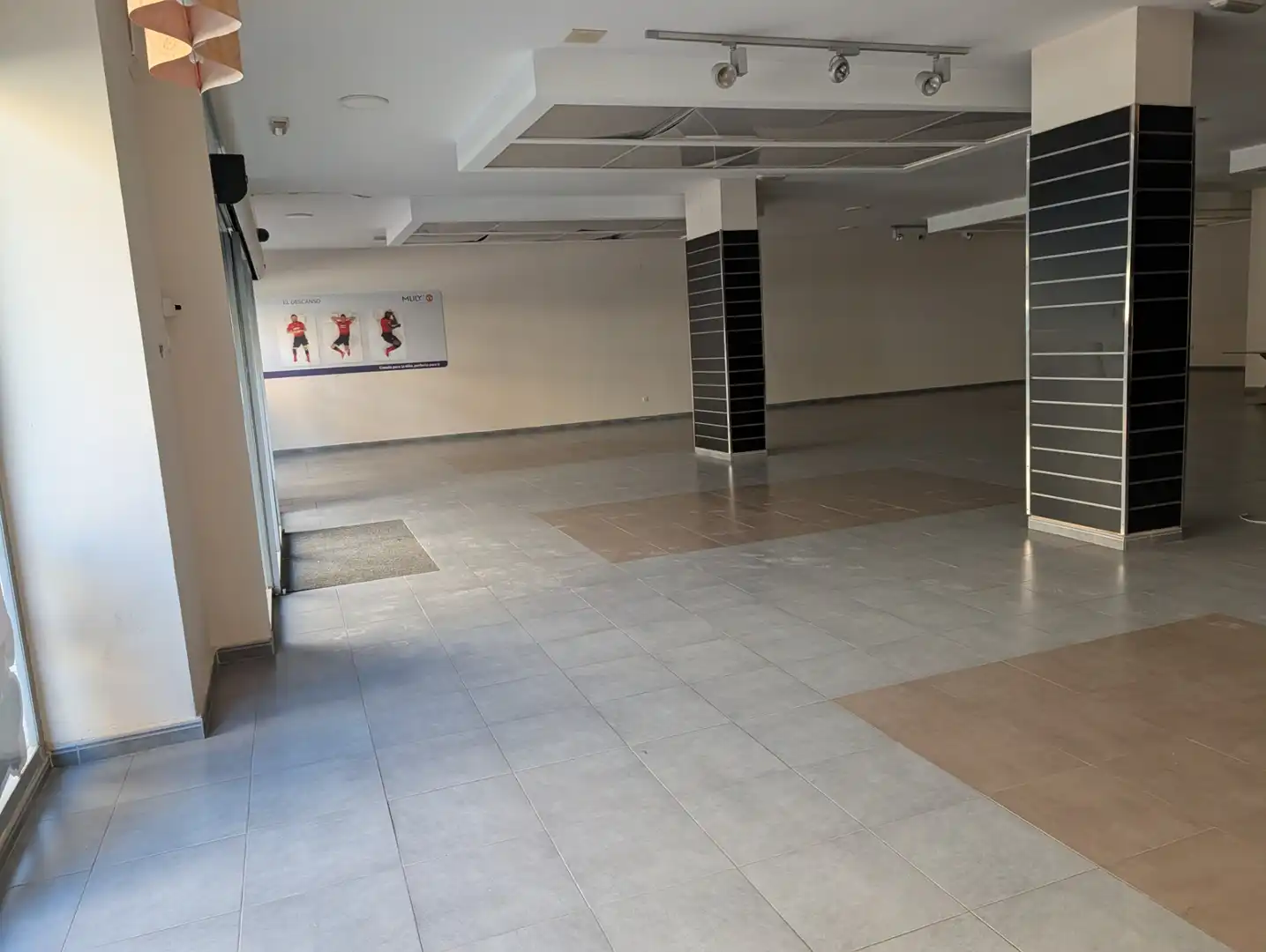 Locale commerciale in vendita a Puerto de Sagunto, imagen 9
