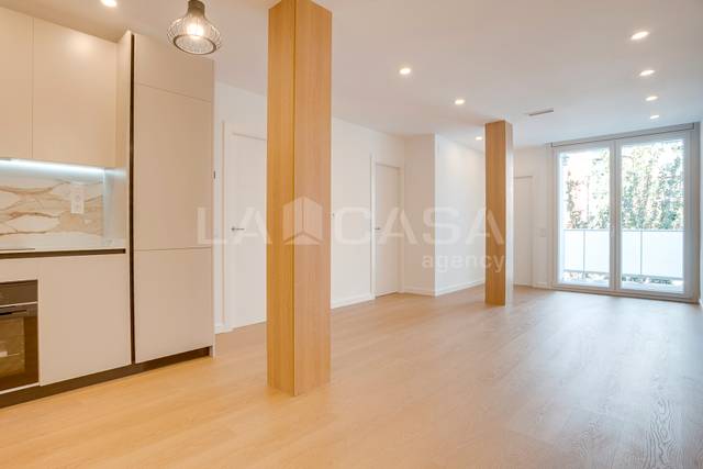 Piso en Venta en Gran Via de les Corts Catalanes en Provençals del Poblenou