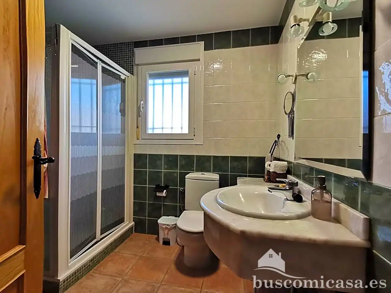 Baño de Casa o chalet en venta en Linares con Aire acondicionado, Calefacción y Jardín privado