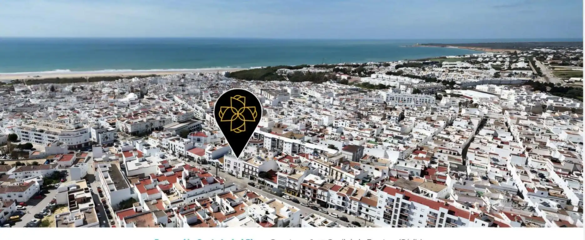 Vista exterior de Àtic en venda en Conil de la Frontera amb Aire condicionat, Terrassa i Traster