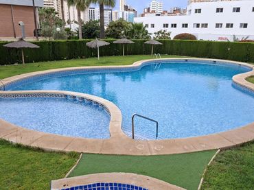 Pis amb piscina en venda a Rincón de Loix