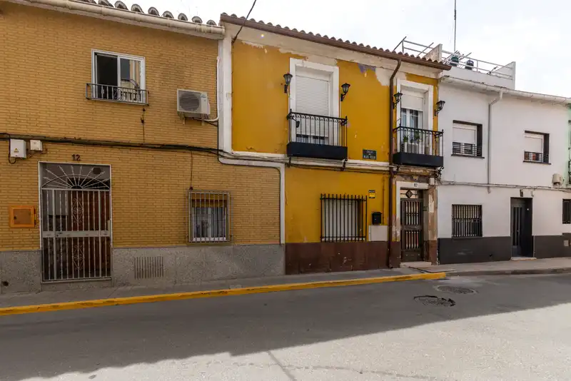 Vista exterior de Finca rústica en venda en Manzanares amb Calefacció, Jardí privat i Terrassa