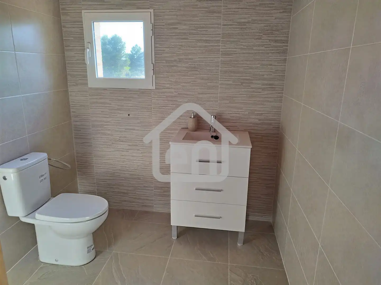 Baño de Terreno en venta en Requena