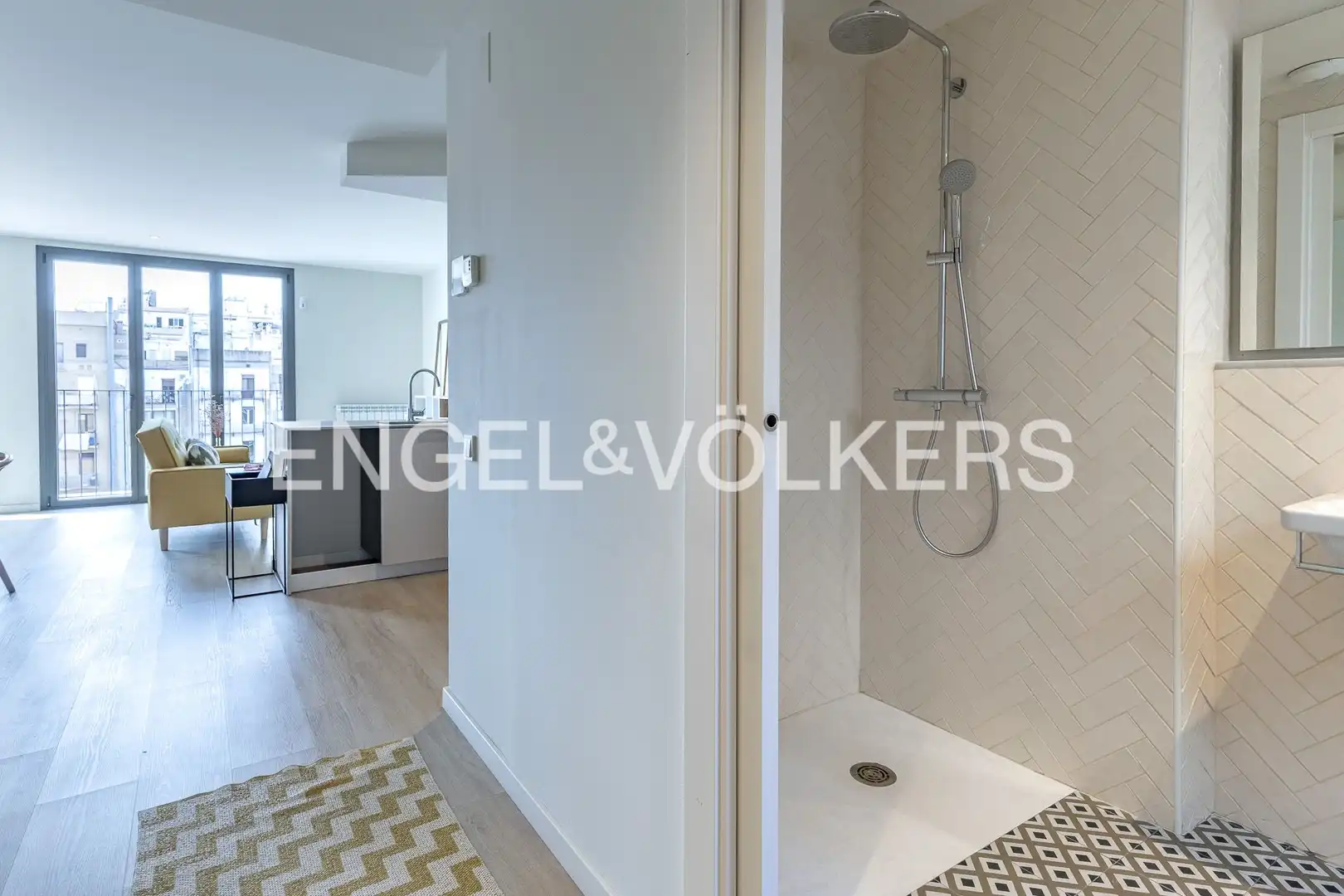 Schlafzimmer von Maisonette zum Verkauf in Barcelona mit Klimaanlage, Heizung und Parkett