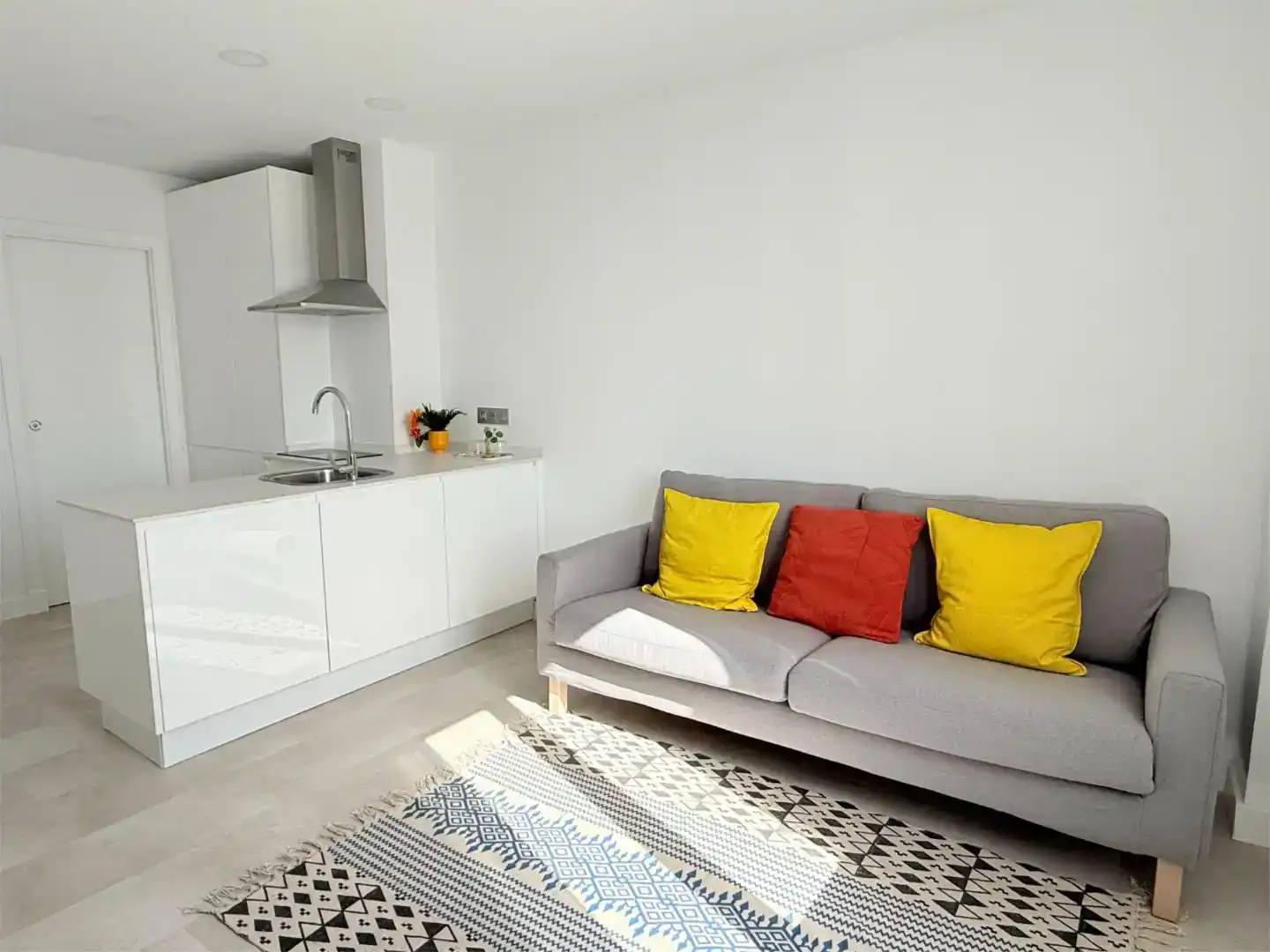Sala de estar de Piso de alquiler en Cádiz con Aire acondicionado y Amueblado