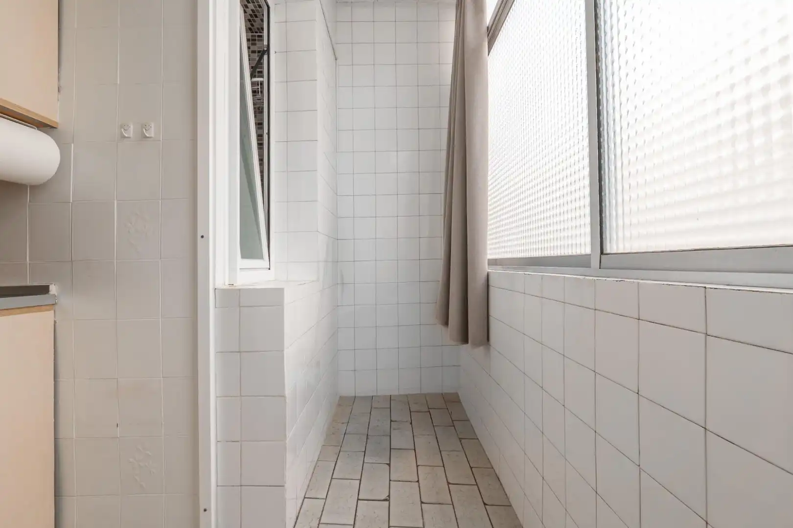 Badezimmer von Wohnung zum Verkauf in Granada mit Klimaanlage