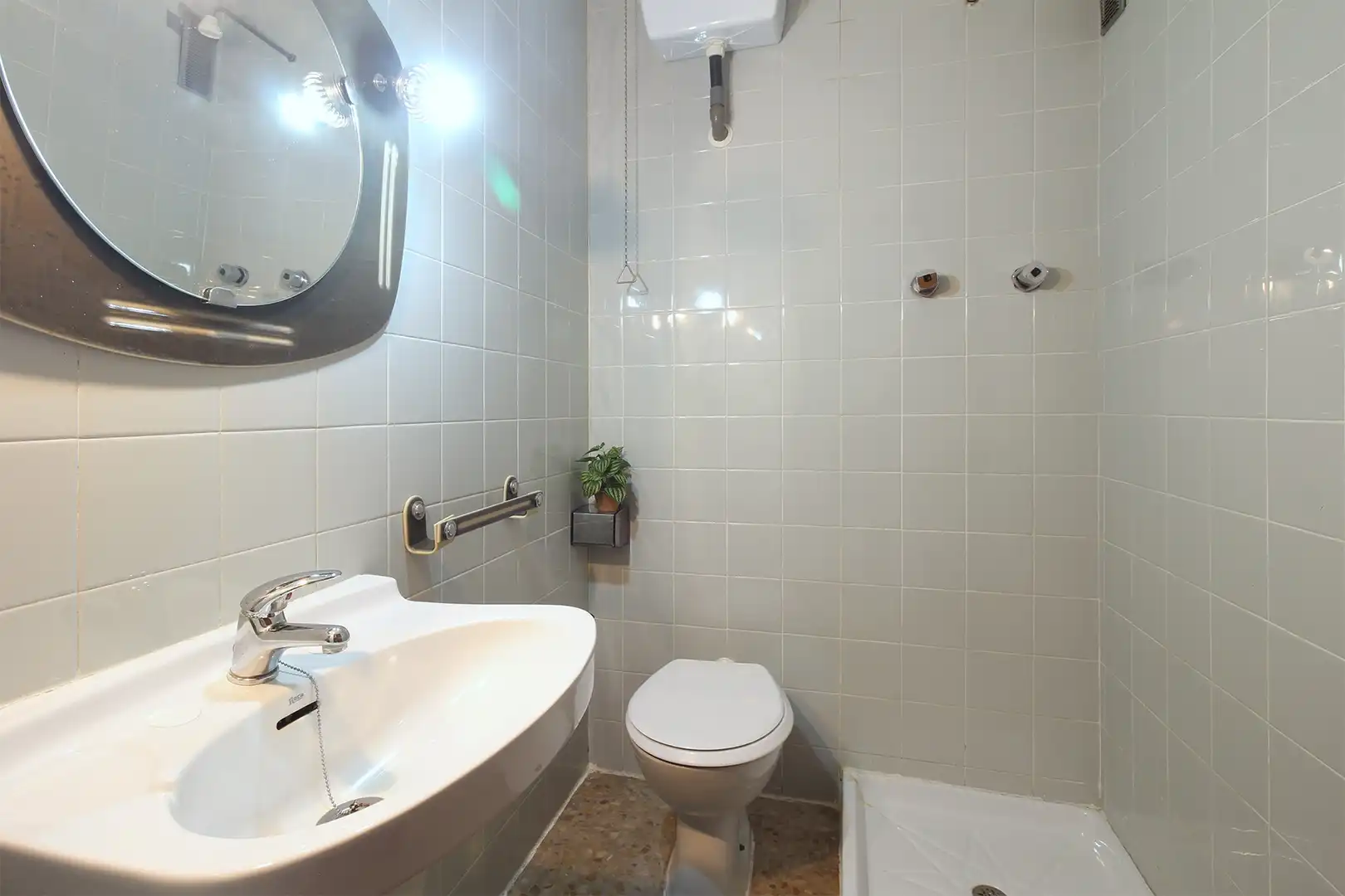 Bathroom of Flat for sale in Albacete  with Air Conditioner, Heating and Furnished
