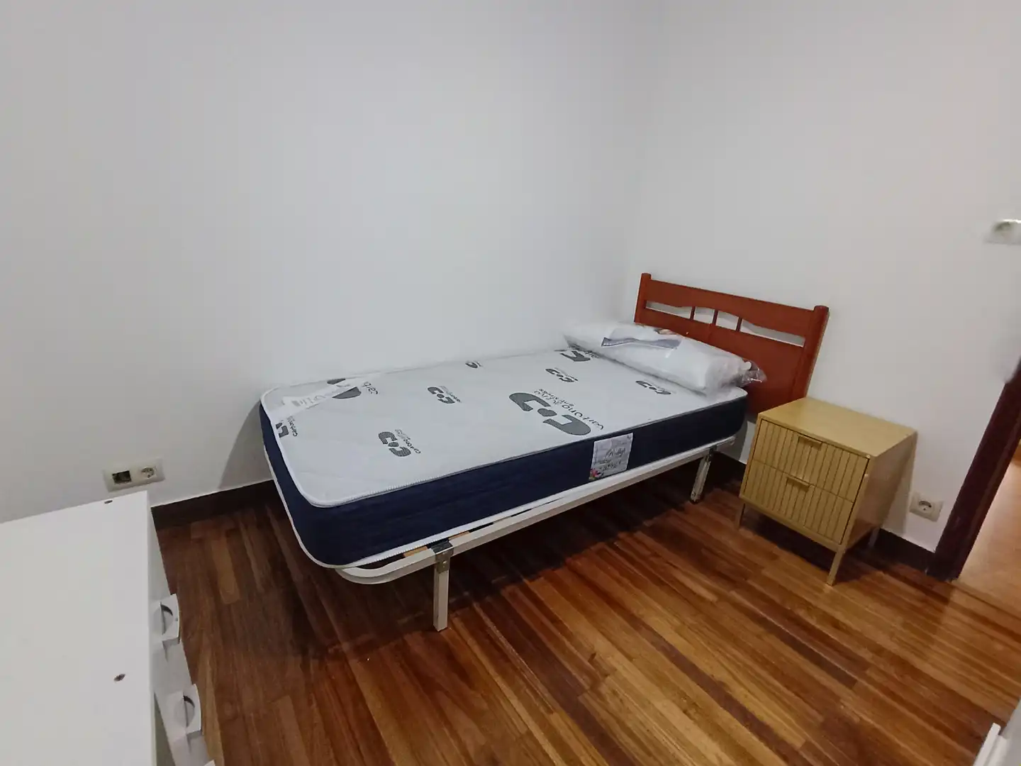 Bedroom of Flat for rent in Ensanche - Sar