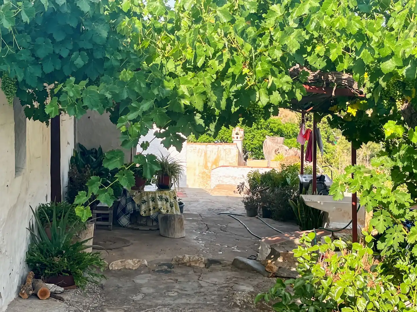 Country homes for sale in Comares