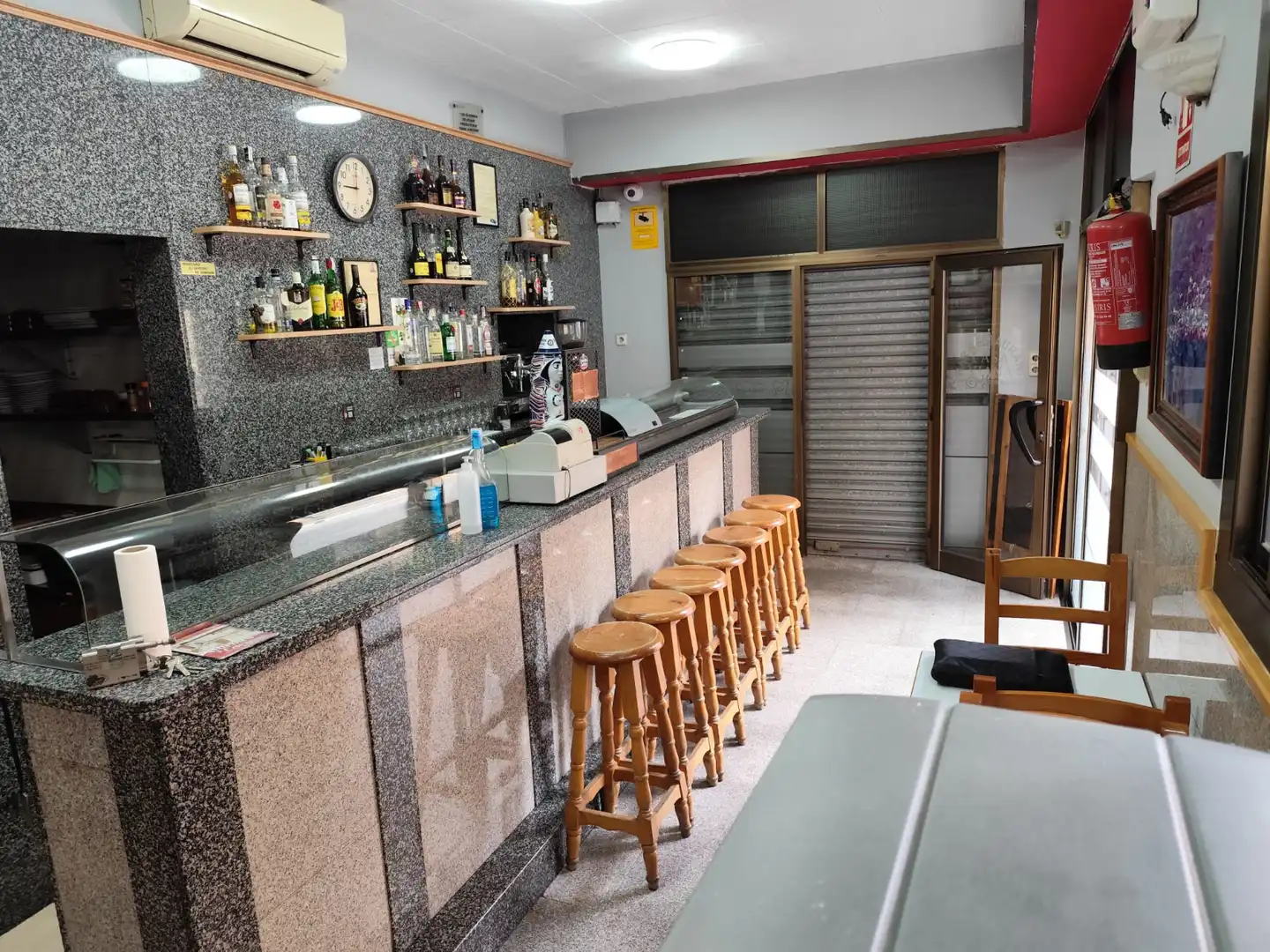 Business premises for transfer in Sant Andreu, imagen 2