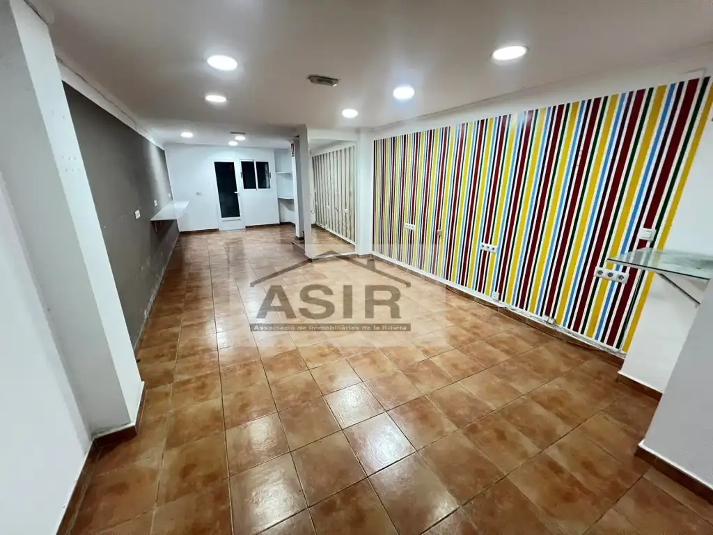 Local comercial de lloguer a Calle Curtidors, imagen 4