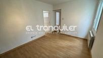 Bedroom of Flat to rent in  Madrid Capital  with Air Conditioner and Washing machine