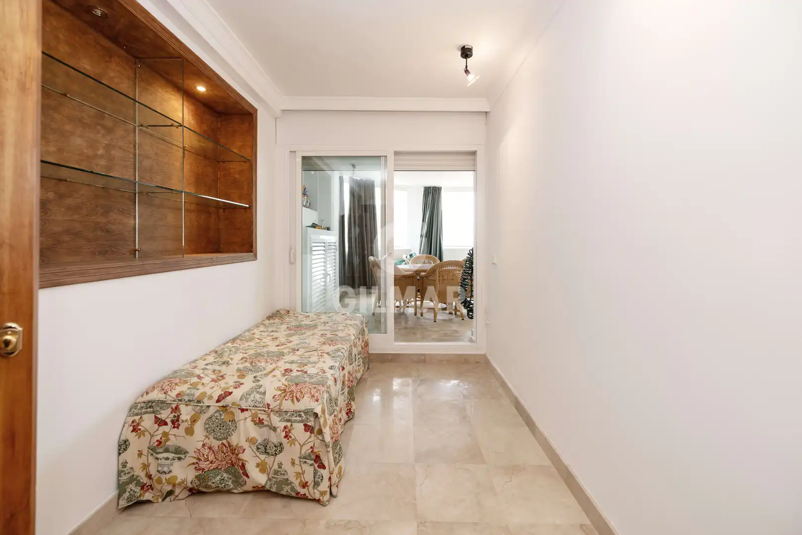 Habitación de Apartamento en venta en Marbella con Calefacción, Jardín privado y Trastero