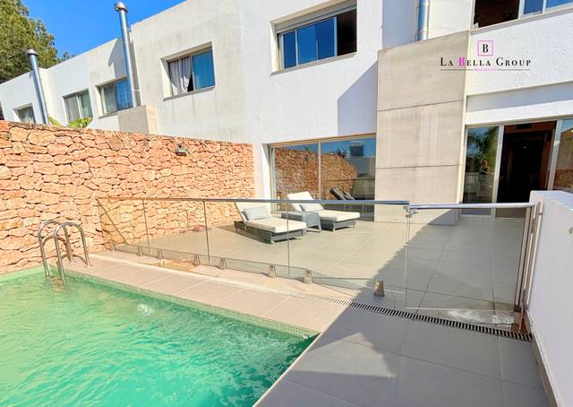 Casa adosada en Venta en Roca Llisa