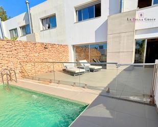 Piscina de Casa adosada en venda en Santa Eulària des Riu amb Aire condicionat, Calefacció i Parquet
