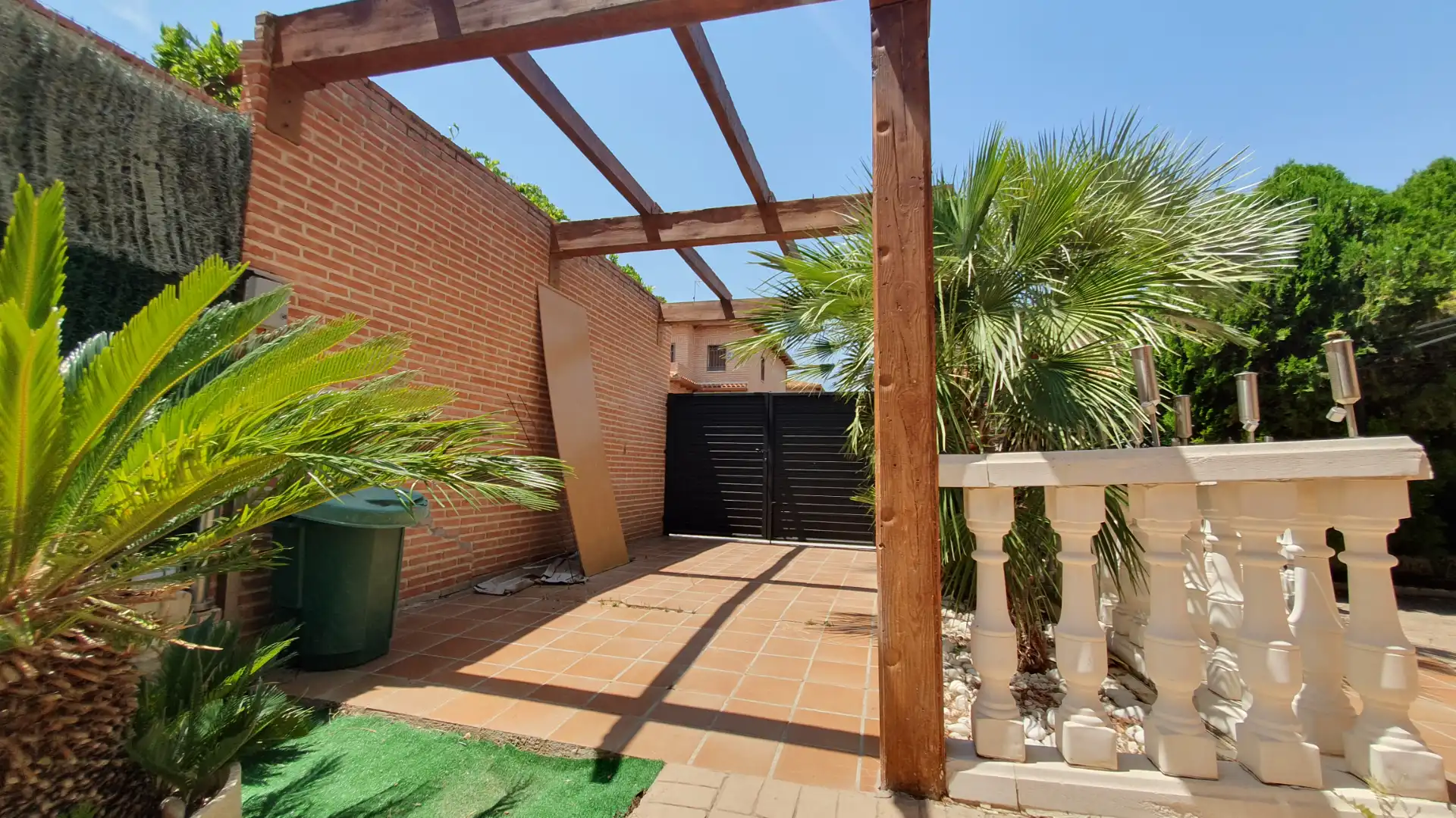 Terrassa de Casa adosada en venda en Olías del Rey amb Aire condicionat, Calefacció i Jardí privat