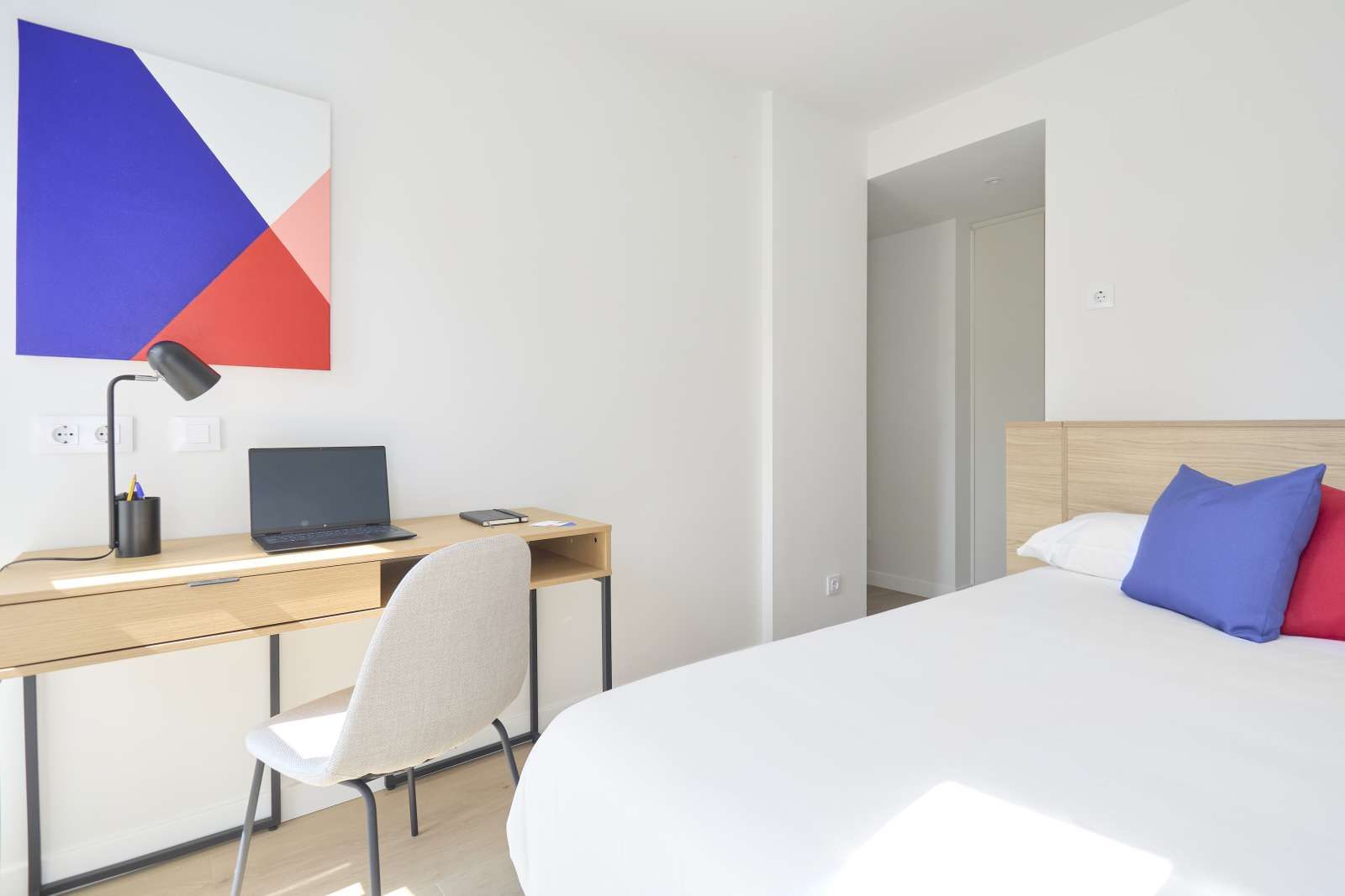 Dormitori de Casa o xalet per a compartir en  Madrid Capital amb Aire condicionat i Terrassa