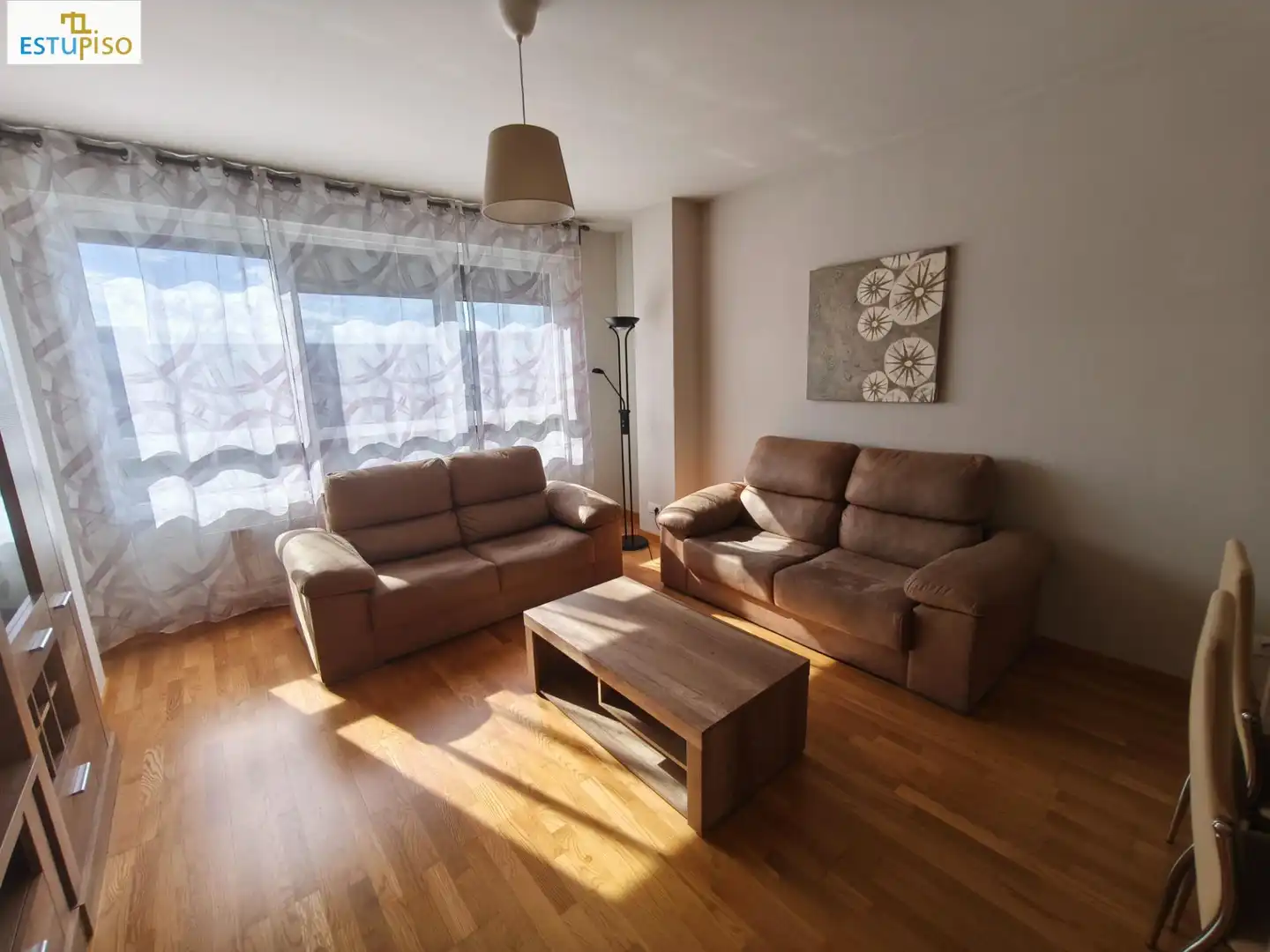 Sala de estar de Piso en venta en Vitoria - Gasteiz con Calefacción, Jardín privado y Terraza